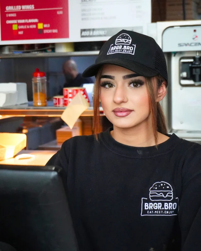 The real secret sauce? Our team🔥

When our team’s thriving, so are our customers. 

With a banging company culture and a management style that actually cares, we’ve built a place where good vibes (and great burgers) are always on the menu.

📞 Call and collect 01924 907350
🚚 Or for delivery via @ubereats_uk @deliveroo @justeatuk

#batley #brgrbro #loadedfries #employee #staff#grilledchicken #chicken #angusbeef