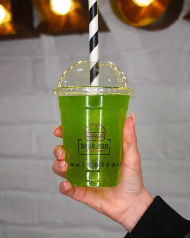 𝗚𝗿𝗲𝗲𝗻 𝗠𝗶𝘅 𝗗𝗿𝗶𝗻𝗸 🍹💚 

The perfect match for your burger, cool, refreshing, and delicious!

Available: in-store;
📞 Call and collect 01924 907350;
🚚 Or for delivery via @ubereats_uk @deliveroo @justeatuk

#brgrbro #greenmix #drink #sliders #batley